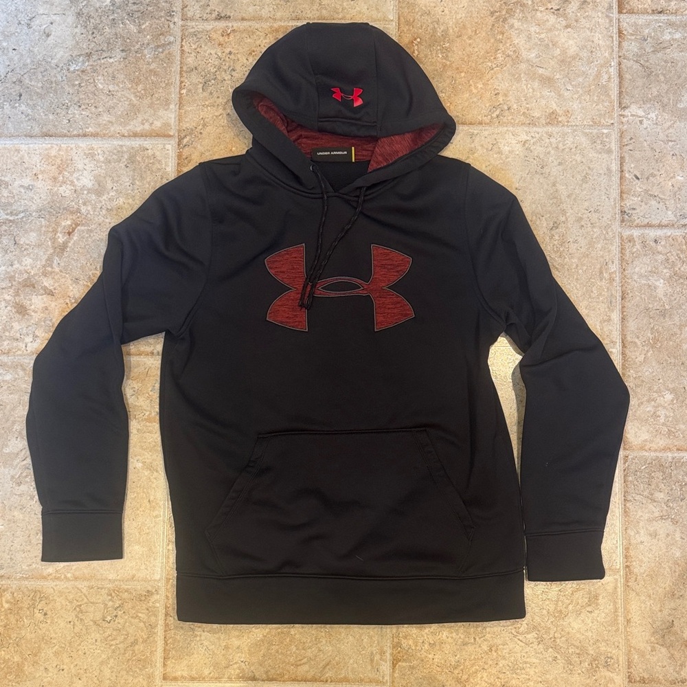 Under Armour Men’s Black Hoodie with Maroon Logo Accents
